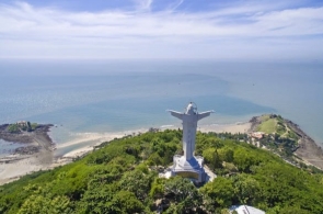 头顿一日游：畅游碧海、参观耶稣像、欣赏迎风角