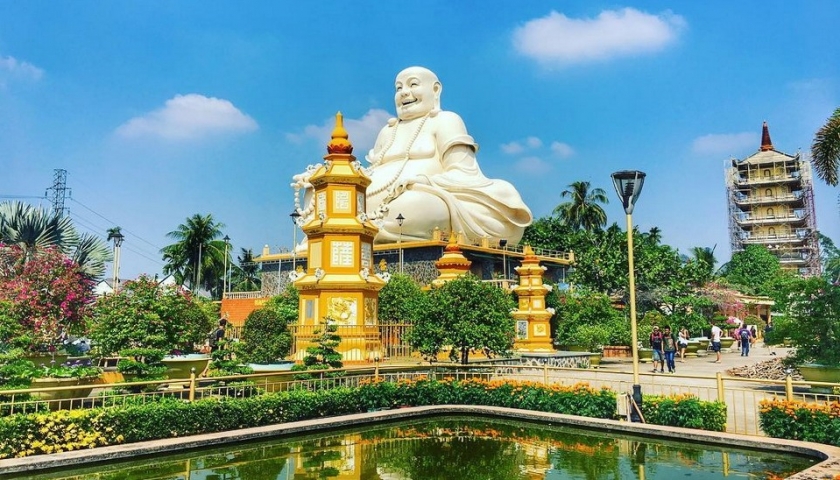 Mui Ne 1-Day Tour: Explore Fishing Villages, Sand Dunes, and Coastal Scenery