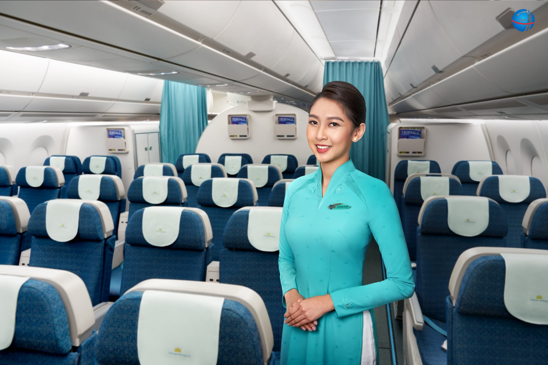 an Hung Thai Travel staff assisting passengers with Fast Track service at the airport.